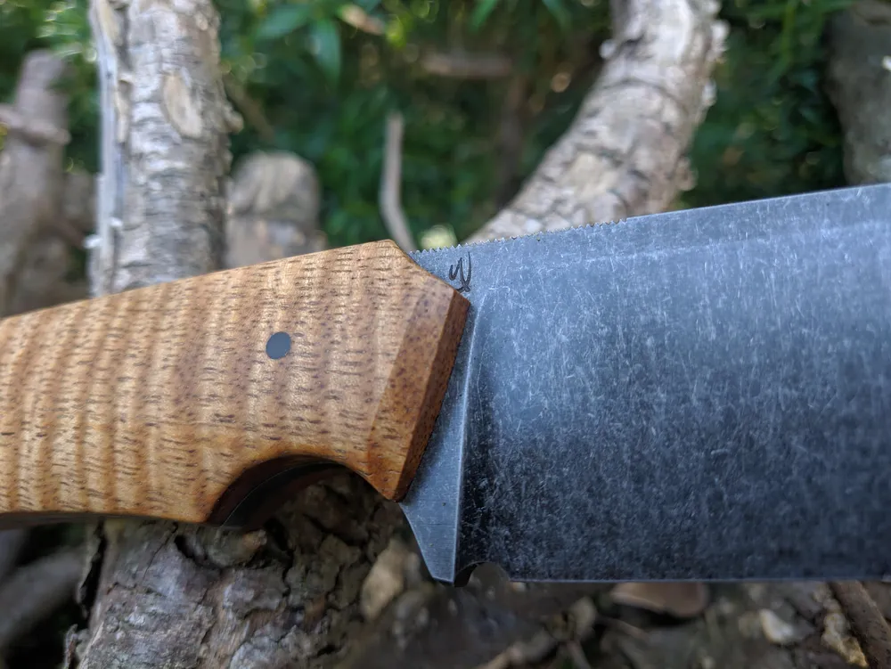 Couteau de camp artisanal poinçon stonewash – Atelier sous l’éclipse