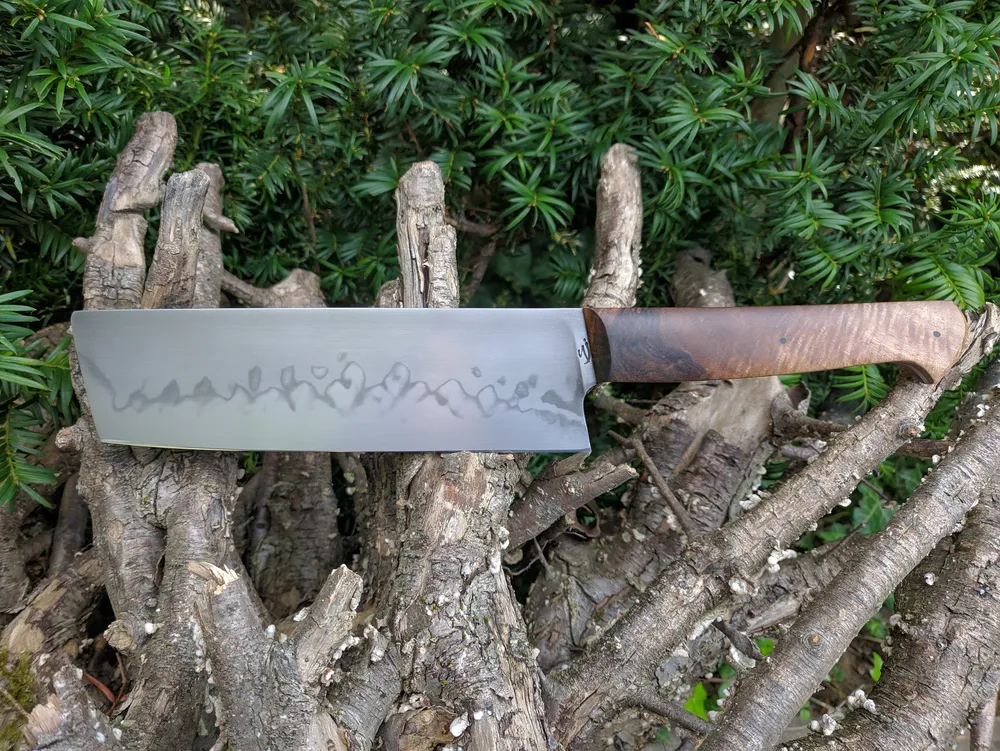 Couteau artisanal Nakiri manche noyer – Atelier sous l’éclipse